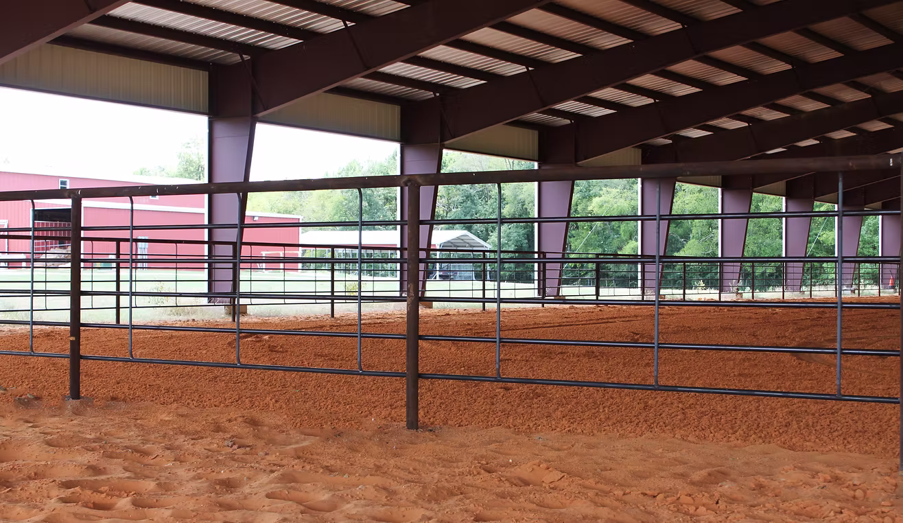 "High-quality Arena Continuous panels designed for livestock fencing, featuring durable continuous fence panels ideal for cattle pens and tough bar fence applications."